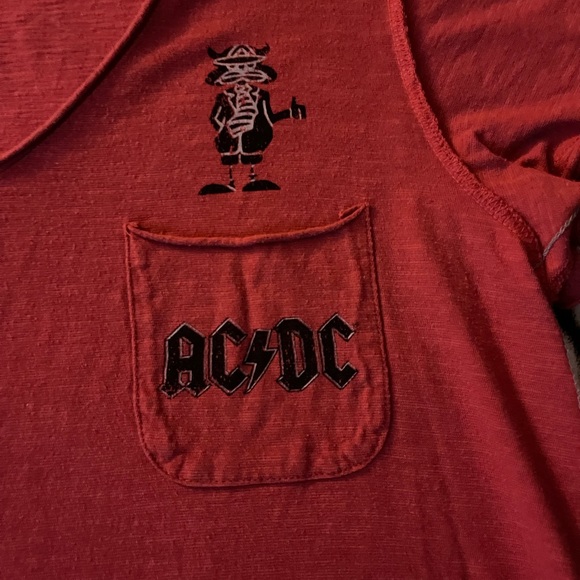 Trunk LTD AC/DC Distressed Shirt😎♥️ - Picture 6 of 8